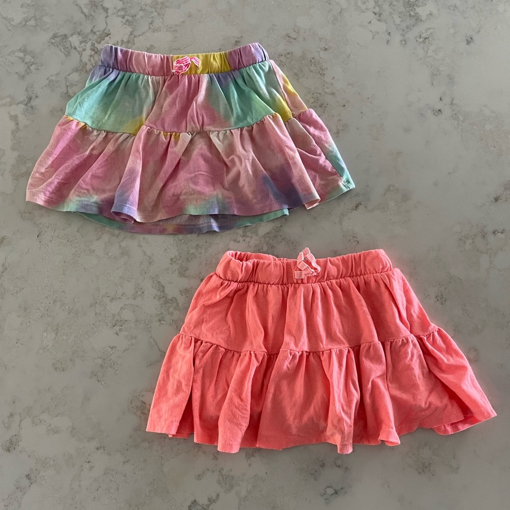 Bundle of skorts: Multicolor tie dye, neon pink